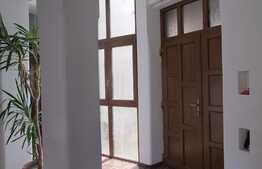 Apartament 4 camere, 145 mp, boxa la subsol, zona Piata Muzeului