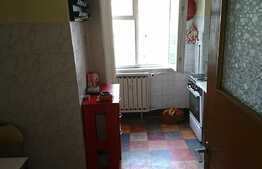 Apartament 3 camere, 76,52 mp, decomandat, etaj intermediar, zona Calvaria