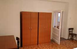 De vanzare garsoniera, 37 mp, decomandata, boxa la subsol, zona Stadion CFR