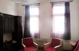 Casa cuplata, 110 mp utili, teren 130 mp, front 12 ml, zona centrala