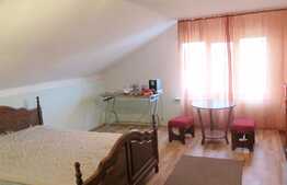 Casa cuplata, 110 mp utili, teren 130 mp, front 12 ml, zona centrala