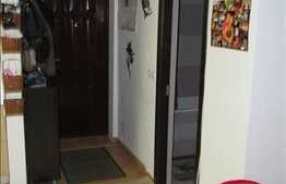 Apartament cu 3 camere, 64 mp situat, zona strazii Sesul de Sus