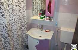 Apartament cu 3 camere, 64 mp situat, zona strazii Sesul de Sus