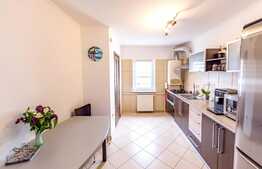 Apartament 3 camere, 65 mp, boxa subsol, garaj, zona strazii Nicolae Titulescu