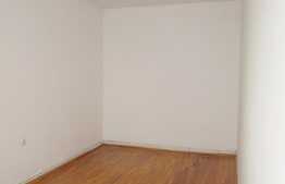 Apartament 2 camere, 70 mp, decomandat, gradina, zona strazii Corneliu Coposu