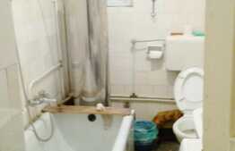 Apartament 4 camere, 78 mp, decomandat, zona Tribunalului