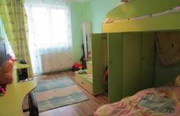 Apartament de vanzare 3 camere, 64 mp! Parcare! Zona strazii Tineretului!