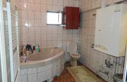 Apartament 4 camere, 91 mp, decomandat, zona strazii Nicolae Titulescu