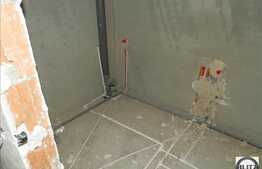 Semifinisat! 2 camere decomandate, 45 mp plus balcon si terasa de 6 mp