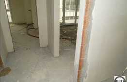 Semifinisat! 2 camere decomandate, 45 mp plus balcon si terasa de 6 mp