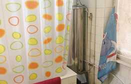 Apartament 3 camere, 117 mp, decomandat, boxa subsol, zona strazii Horea