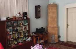 Apartament 3 camere, 117 mp, decomandat, boxa subsol, zona strazii Horea