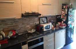 Apartament 2 camere, 54 mp, terasa 17 mp, 2 locuri parcare, zona strazii Meteor