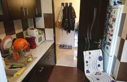 Apartament 3 camere, 67 mp, decomandat, 2 boxe la subsol, zona Sirena