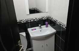 Apartament 3 camere, 67 mp, decomandat, 2 boxe la subsol, zona Sirena