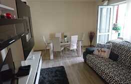 Apartament 3 camere, 67 mp, decomandat, 2 boxe la subsol, zona Sirena