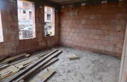 Casa individuala cu 4 camere, 160 mp utili, teren de 350 mp! Zona Vivo!