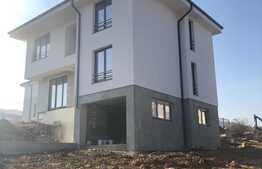 Casa individuala cu 4 camere, 160 mp utili, teren de 350 mp! Zona Vivo!