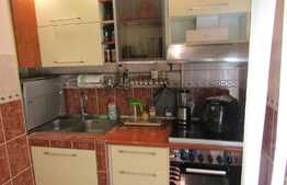 Apartament 4 camere, 100 mp, decomandat, boxa, garaj, zona The Office