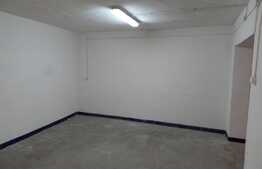 Spatiu de inchiriat, 140 mp! 5 locuri de parcare! Zona Raiffeisen Bank!