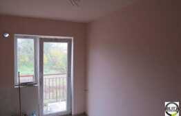 Apartament 3 camere, 63 mp utili, situat in zona strazii Plopilor