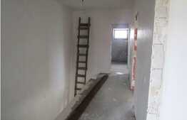 Casa insiruita cu 101 mp utili, teren de 50 mp, semifinisata, zona Somesului!