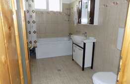 Apartament decomandat, 2 camere, 57.43 mp! Parcare cu CF! Zona strazii Eroilor!