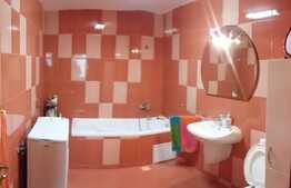 Vanzare apartament cu 2 camere, 58 mp! Parcare! Zona strazii Florilor!