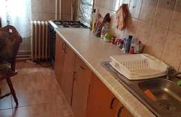 Apartament 3 camere, 54 mp, boxa la subsol, zona Big