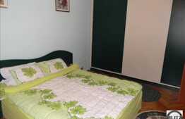 Apartament 3 camere semidecomandate, 72 mp, zona Bucium. Garaj inclus!