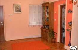 Apartament 3 camere semidecomandate, 72 mp, zona Bucium. Garaj inclus!