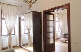 3 camere, 65.6 mp, mobilat lux, terasa, boxa subsol, zona Piata Muzeului