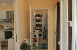 De vanzare garsoniera 43,22 mp, terasa, boxa la subsol, zona Piata Mihai Viteazu