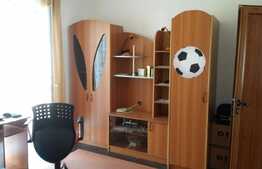 Apartament 3 camere, 82 mp, terasa, parcare, zona Grand Hotel Italia