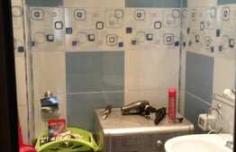 Apartament 3 camere, 82 mp, terasa, parcare, zona Grand Hotel Italia