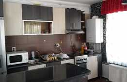 Apartament 3 camere, 82 mp, terasa, parcare, zona Grand Hotel Italia