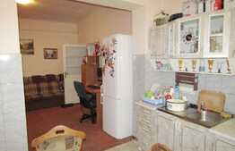 Apartament 2 camere, 55 mp, parcare, boxa subsol, zona strazii Oasului