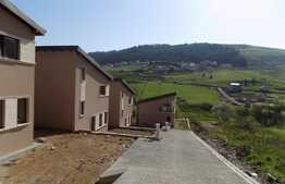 Casa individuala de 120 mp utili, teren de 250 mp! Zona Tauti!