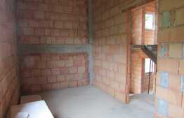 Casa individuala de 120 mp utili, teren de 250 mp! Zona Tauti!