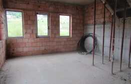 Casa individuala de 120 mp utili, teren de 250 mp! Zona Tauti!