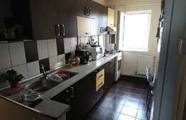 Apartament 3 camere, 54 mp, boxa la subsol, zona Big