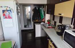 Apartament 3 camere, 54 mp, boxa la subsol, zona Big