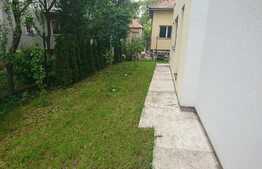 Apartament deosebit 4 camere, 125 mp,2 parcari, teren 170 mp, zona Coloane