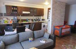 2 camere, 60 mp! Gradina de 38 mp! Mobilat si utilat! Zona Terra! Garaj!