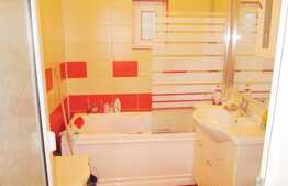 Apartament 4 camere, 94 mp, decomandat, parcare, boxa subsol, zona Billa