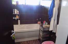 De inchiriat apartament cu 2 camere, 46 mp! Parcare! Zona strazii Tauti!