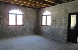 De vanzare casa individuala, 141 mp, teren 594, front 17, zona linistita