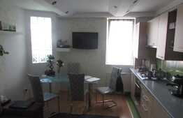 De vanzare 3 camere, 61 mp! Mobilat si utilat! Parcare! Zona strazii Eroilor!