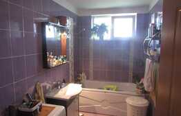 De vanzare 3 camere, 61 mp! Mobilat si utilat! Parcare! Zona strazii Eroilor!