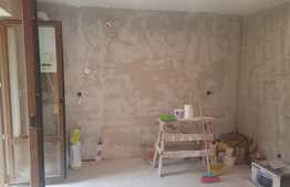 De vanzare apartament 3 camere, 85 mp, etaj intermediar, zona Piata Cipariu